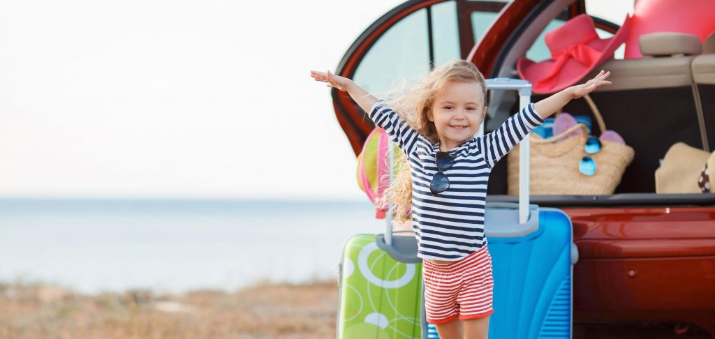 Отпуск с детьми: как провести отдых без истерик